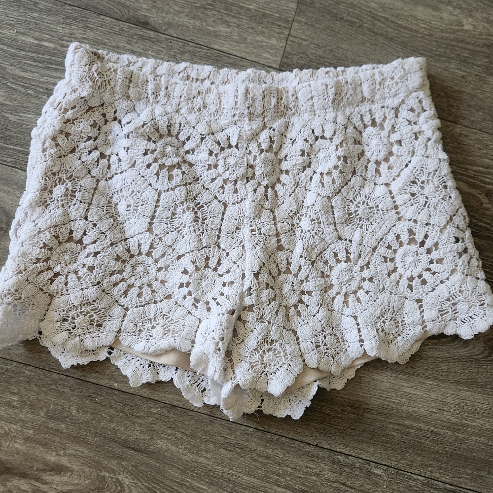 Zara crochet shorts
